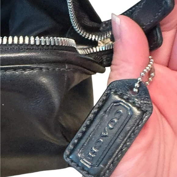 Coach Vintage Black Leather Men's Travel Bag Dopp Kit - Picture 5 of 9